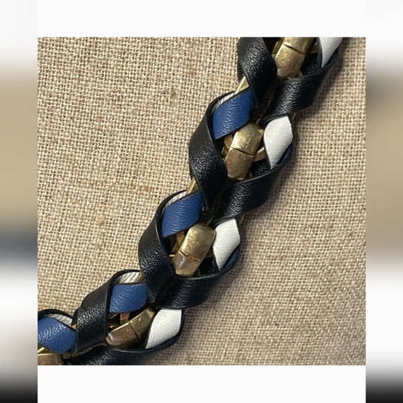 Stella & Dot Statement necklace - Picture 3 of 3